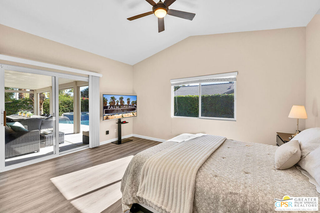 Flora Vista - Residential