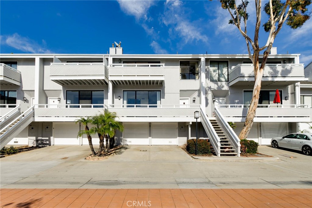 Newport Crest (NEWC) - Residential Lease