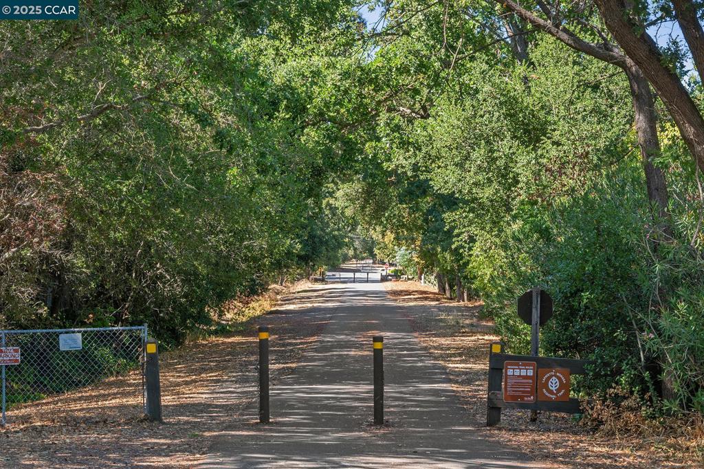 TRAILS AREA - Residential