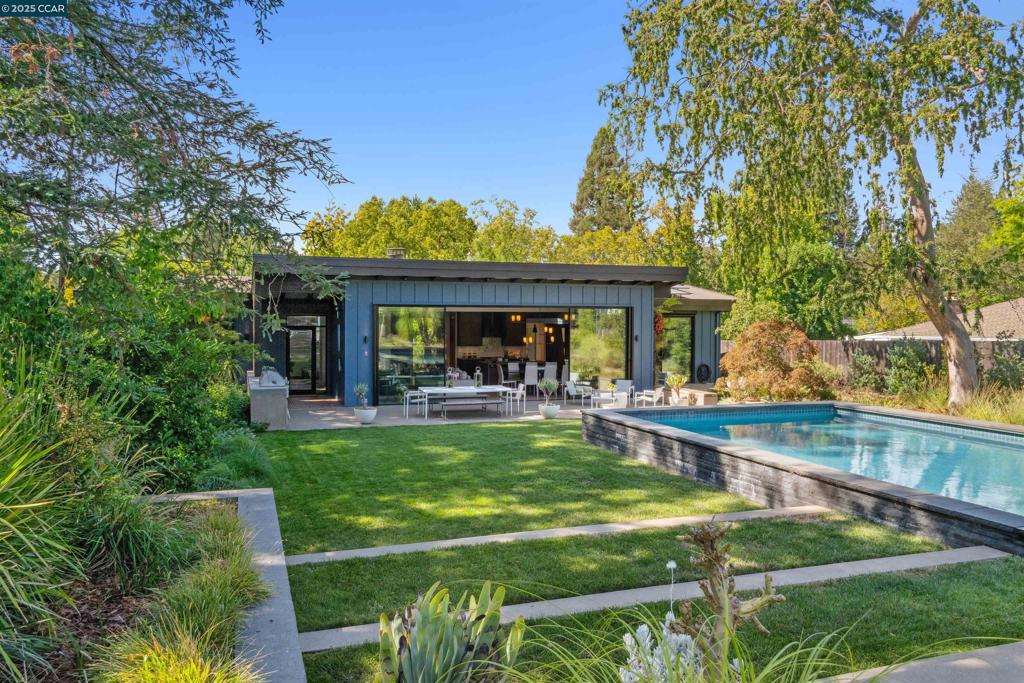 TRAILS AREA - Residential