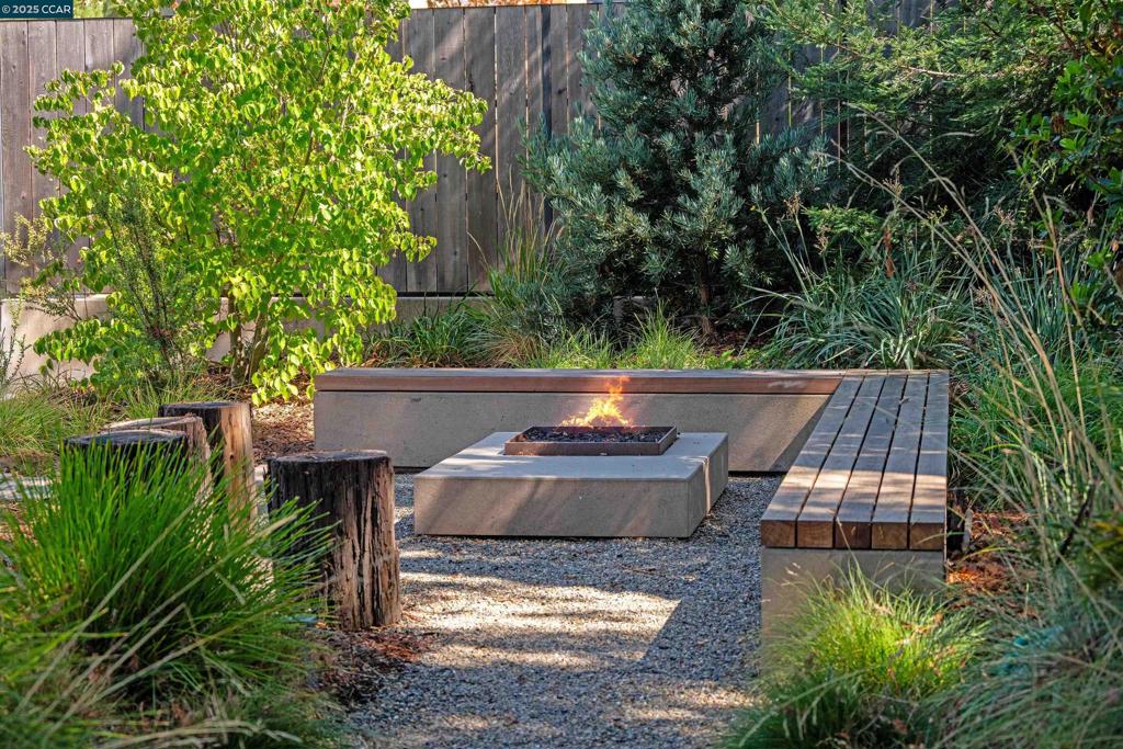 TRAILS AREA - Residential