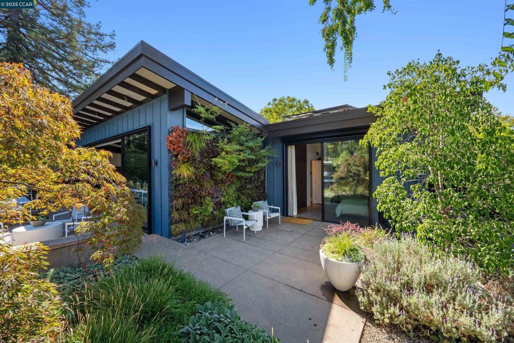 TRAILS AREA - Residential