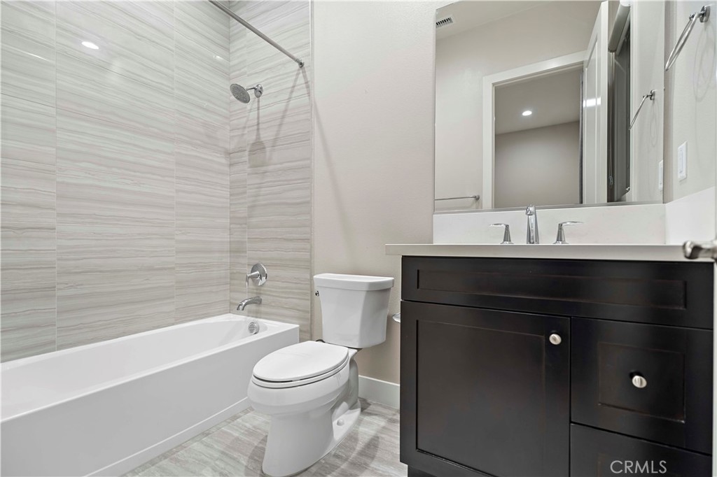 Altair - Residential Lease