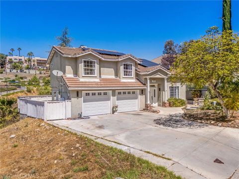 Tiny photo for 22920 Green Pine Dr, Canyon Lake, CA 92587 (MLS # SW26052759)