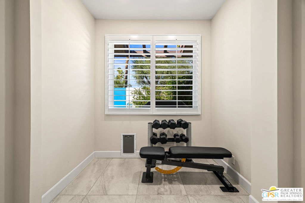 Palm Regency - Residential