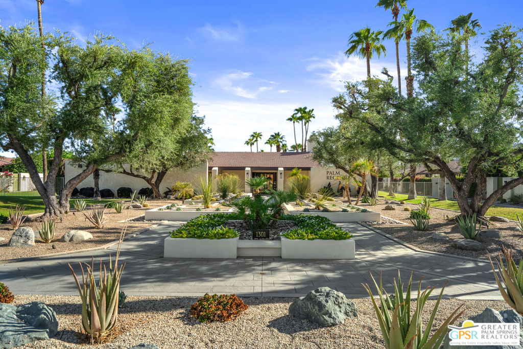 Palm Regency - Residential
