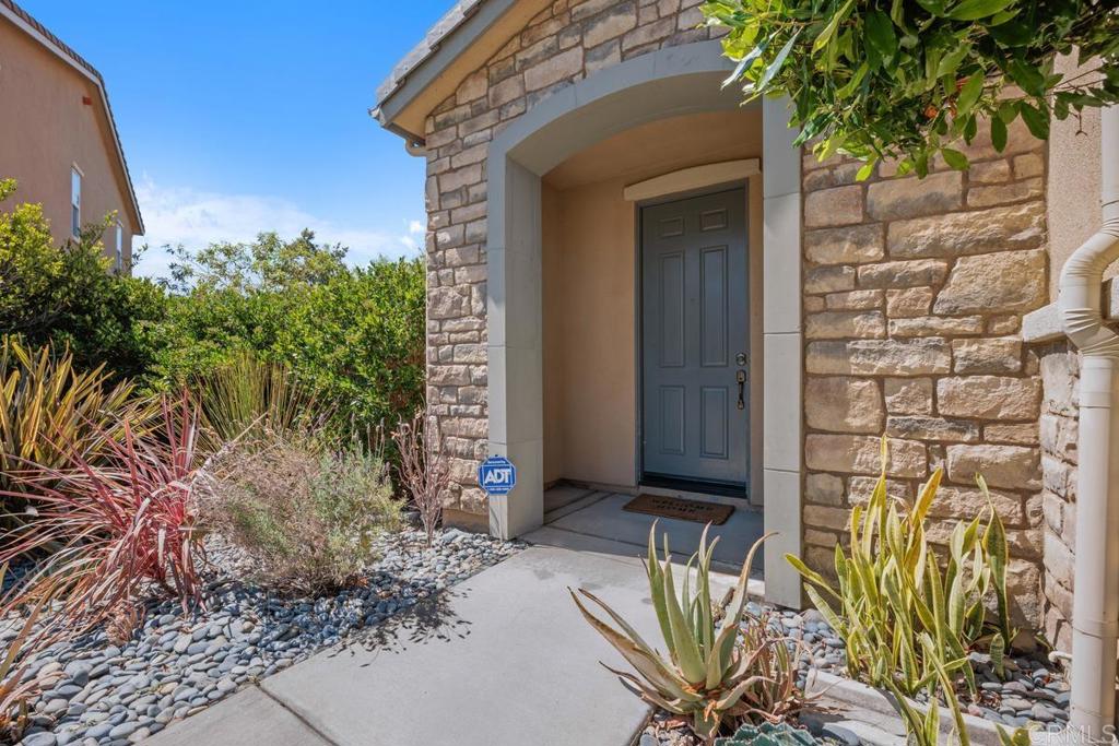 4016 Lake Shore Lane