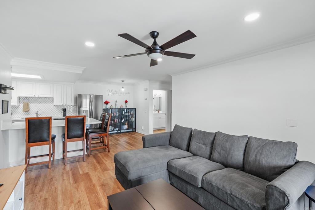 222 Woodland Parkway 256
