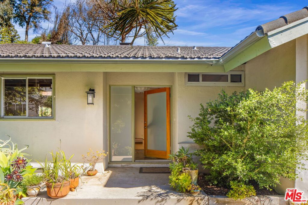 1362 Marinette Road, Pacific Palisades CA 90272