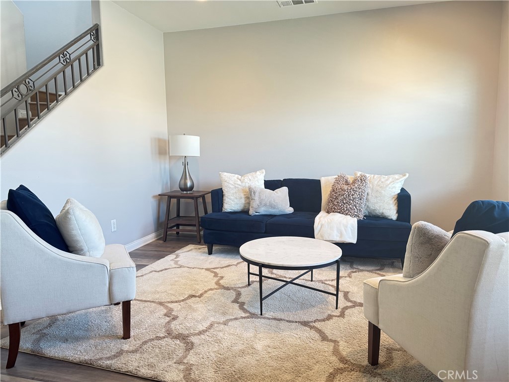 1528 Calle Las Palmas