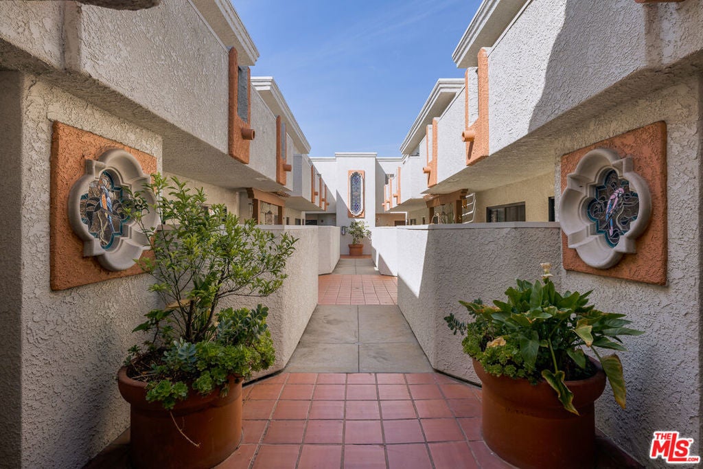 3271 Sawtelle Boulevard