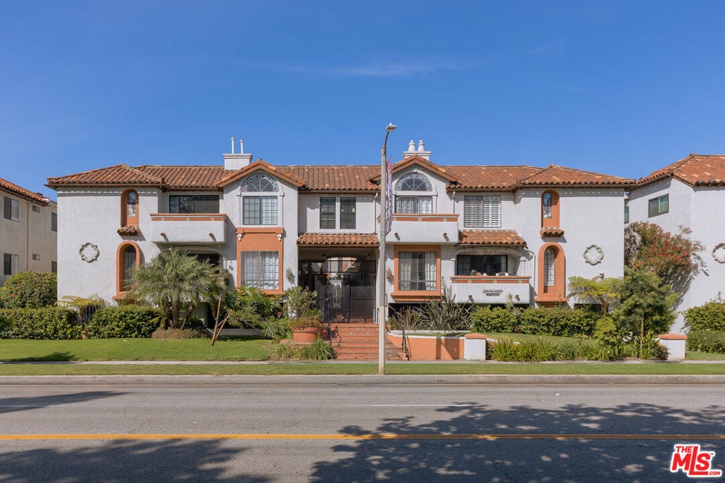 3271 Sawtelle Boulevard 204, Los Angeles CA 90066