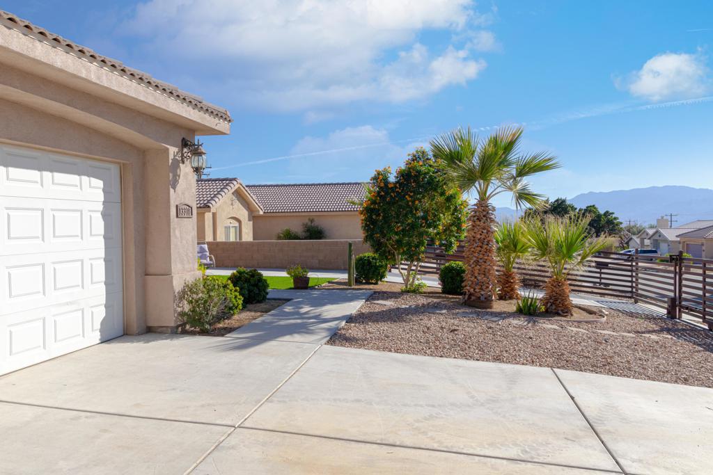 Properties 2 13378 Inaja Street