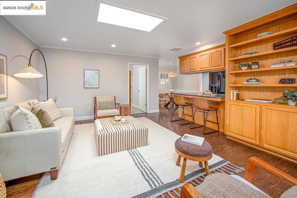 LAND PARK - Residential