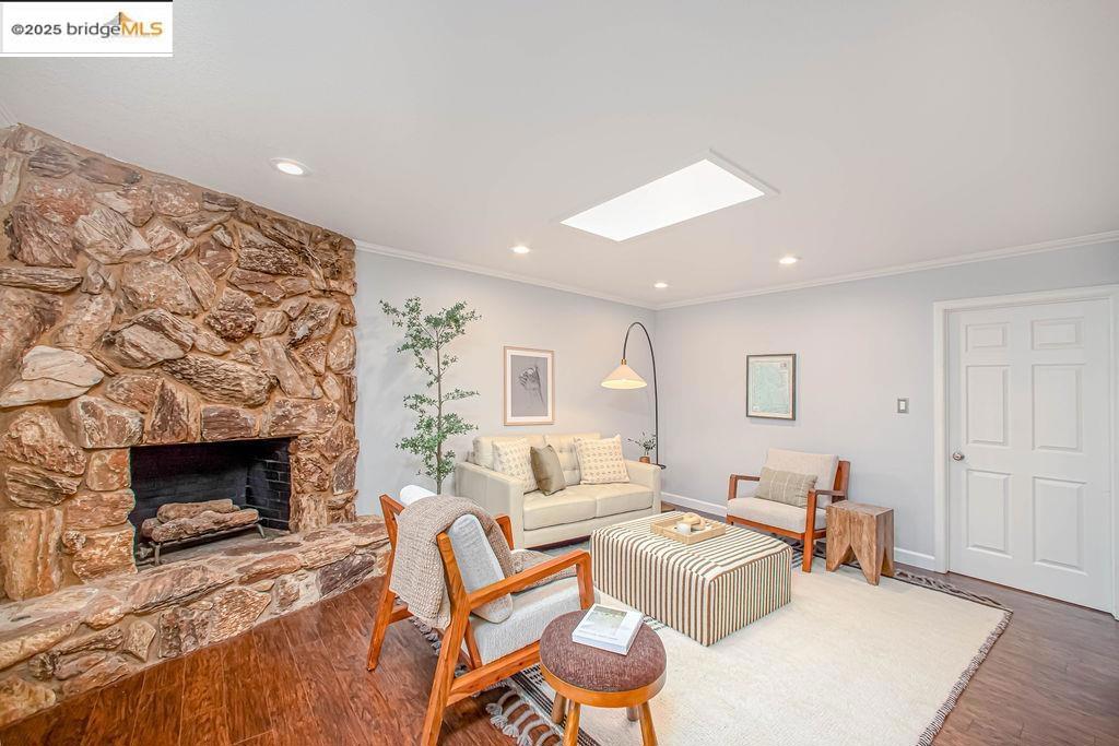 LAND PARK - Residential