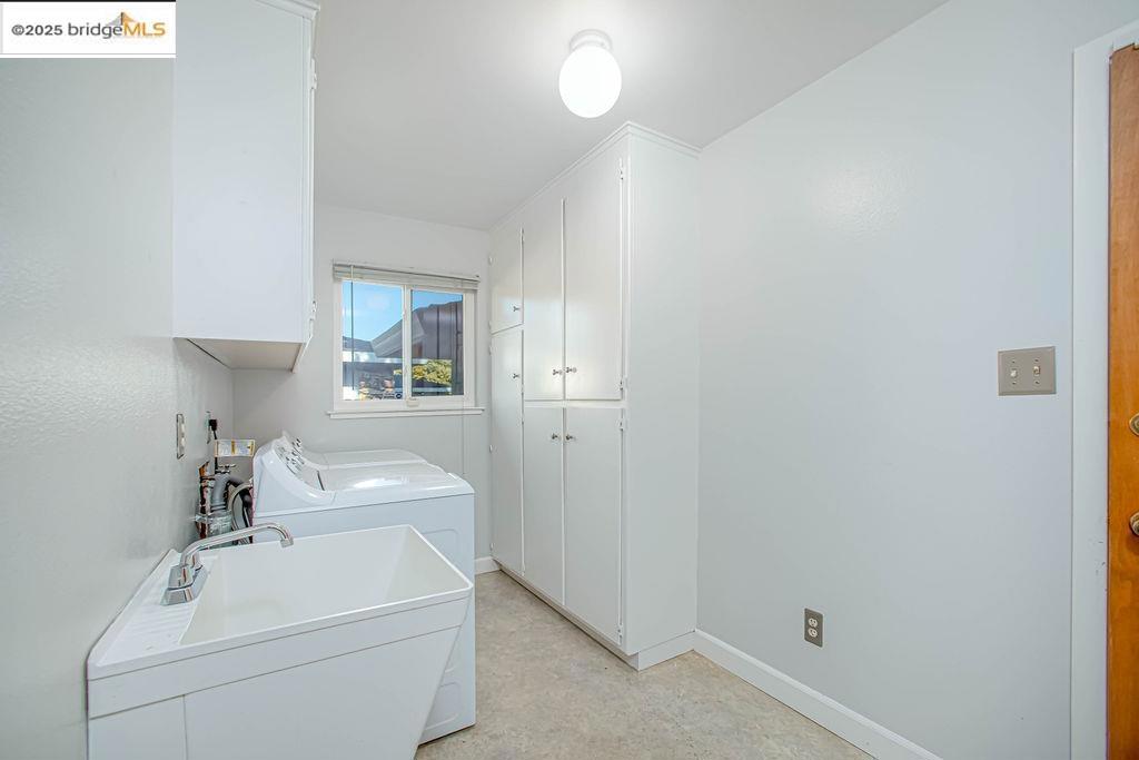 LAND PARK - Residential