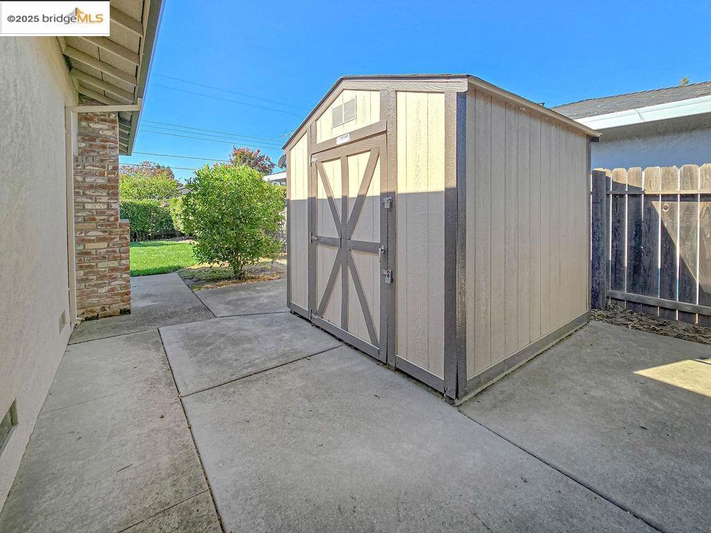 LAND PARK - Residential