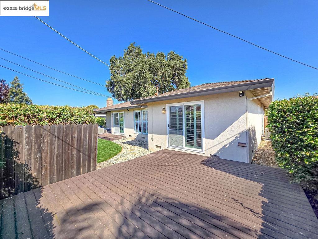 LAND PARK - Residential