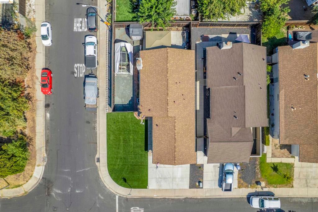 Properties 2 280 Brazil Ct