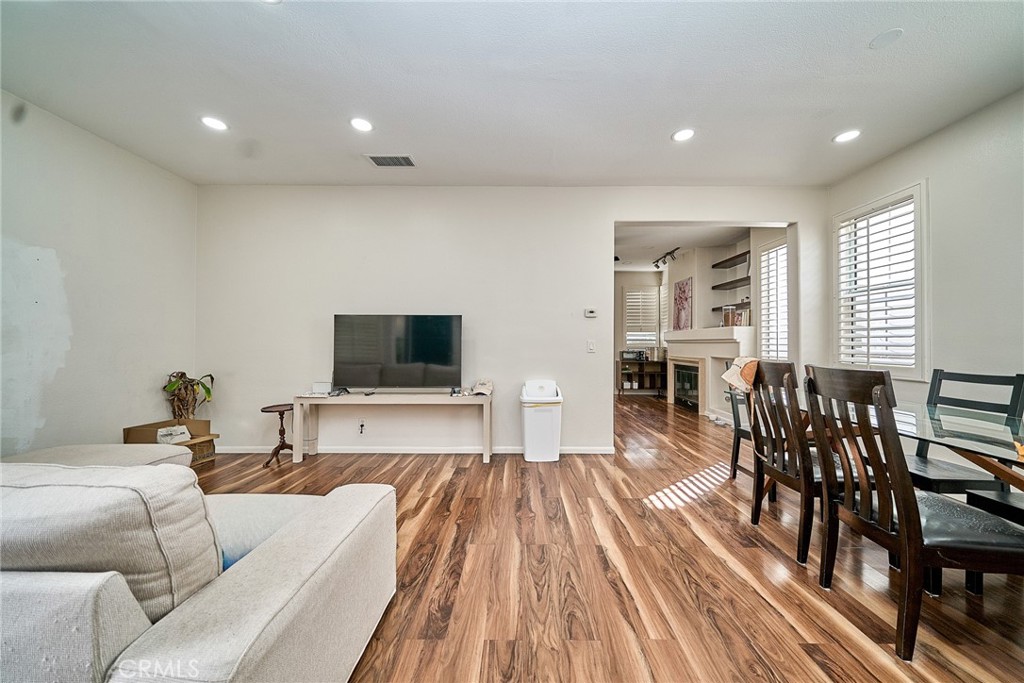 243 Seacountry ln