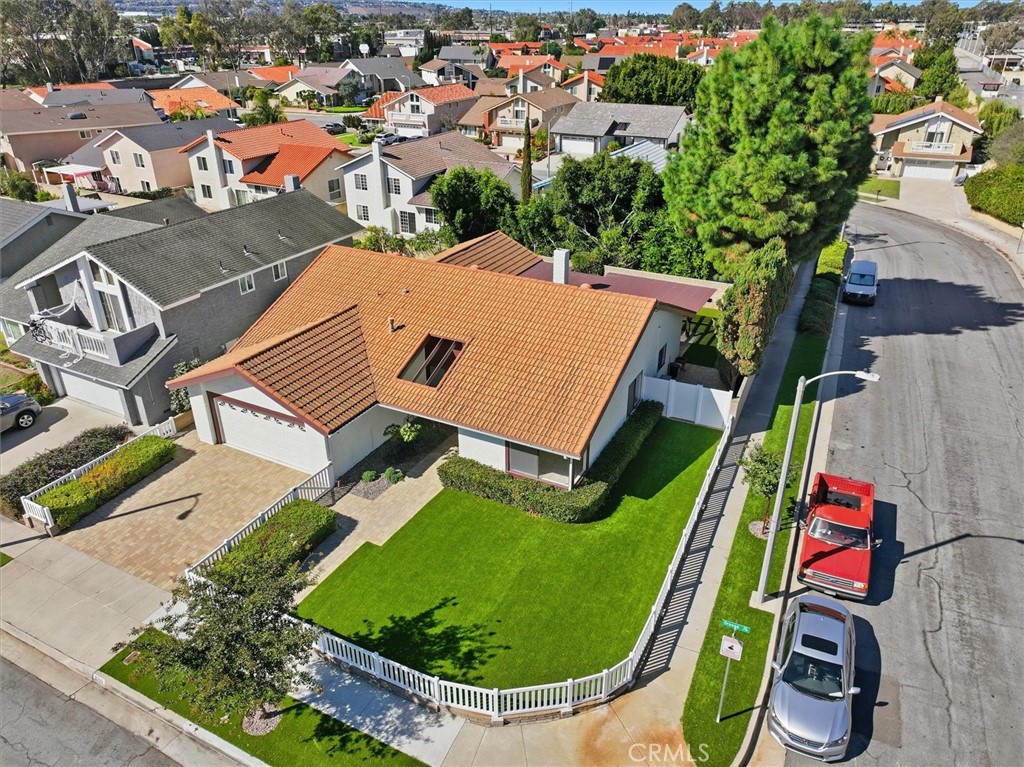 2709 Orange Avenue