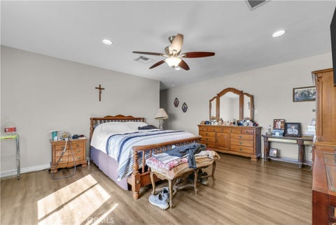 Tiny photo for 5361 Sulphur DR, Jurupa Valley, CA 91752 (MLS # DW26225632)