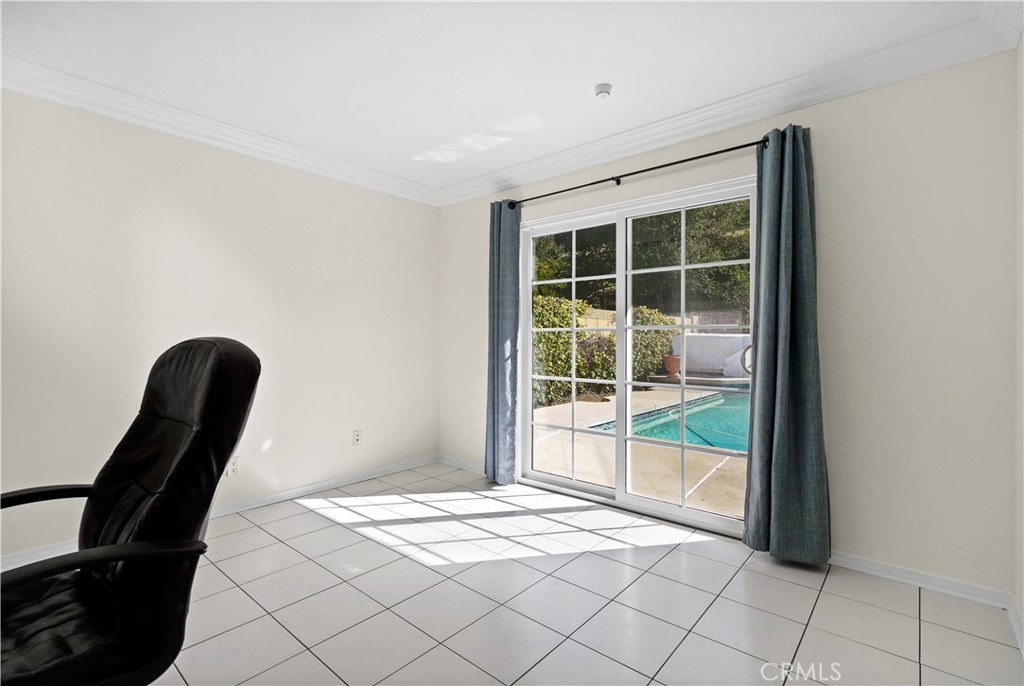 Hillrise (855) - Residential