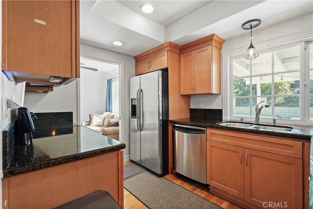 Hillrise (855) - Residential