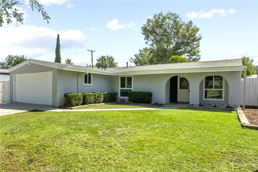 ** Buyer Special **This home qualifies for a 3.5% down loan at a 4.99% interest rate. Let this be your opportunity to make this beautiful home yours.
Fully Updated 3 Bedroom, 1.5 Bath One Story Home with a Pool, no HOA and no Mello Roos in a Walkable Location! Your chance to finally own a home under 650K.
Welcome to this beautifully renovated single-story home featuring 3 bedrooms and 1.5 fully updated bathrooms. Freshly painted inside and out, this move-in ready property showcases brand-new luxury vinyl plank flooring throughout, offering a clean, modern look with low-maintenance appeal.
The updated kitchen is equipped with all-new stainless steel appliances, quartz countertops, perfect for cooking and entertaining. Both bathrooms have been thoughtfully refreshed with new vanities, fixtures, and finishes, creating a bright, contemporary feel.
Step outside to your private backyard retreat with a newly plastered and tiled sparkling pool—ideal for relaxing or hosting guests. Located within walking distance to top-rated schools, local restaurants, grocery stores, and parks, this home combines comfort and convenience in one perfect package.
Additional upgrades include new lighting, new fans, updated plumbing and electrical. Don’t miss this turnkey opportunity in a highly desirable neighborhood! Open House this weekend with a lender to get you qualified!