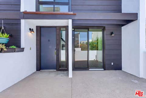 Photo of 1314 17th Street #8, Santa Monica, CA 90404 (MLS # 26872491)