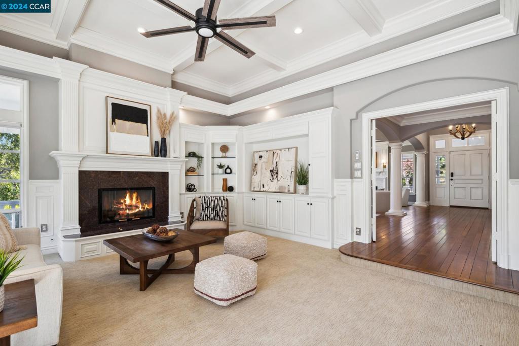 STONEGATE - Residential