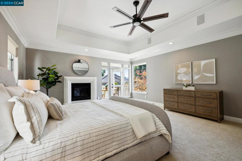 STONEGATE - Residential