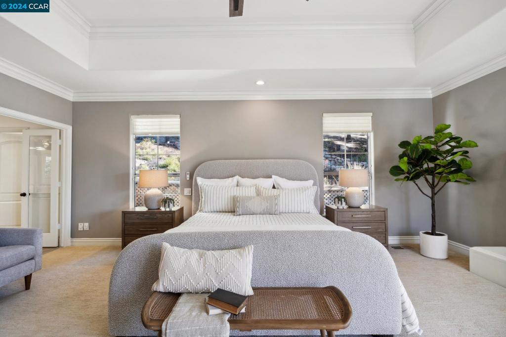 STONEGATE - Residential