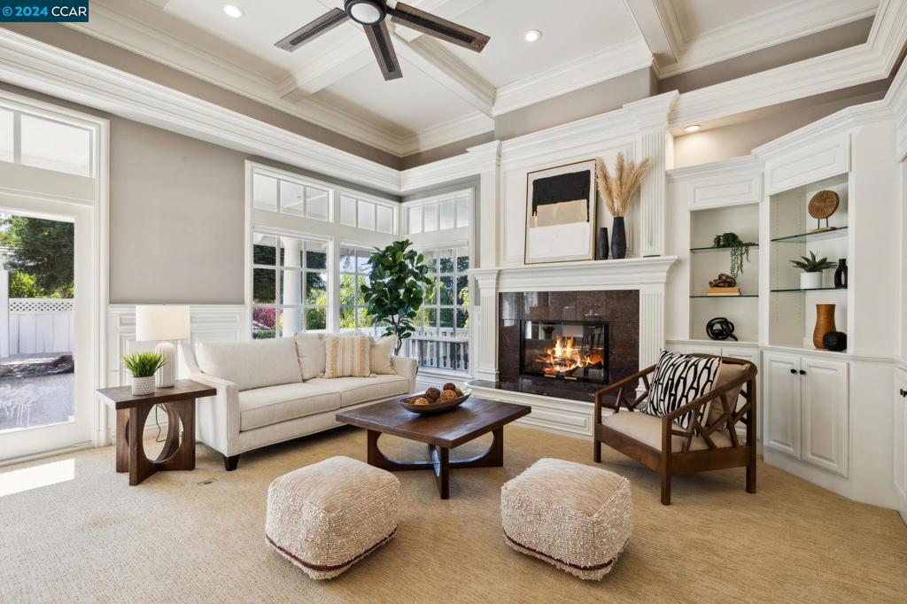 STONEGATE - Residential