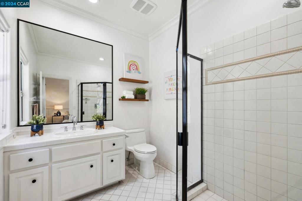 STONEGATE - Residential