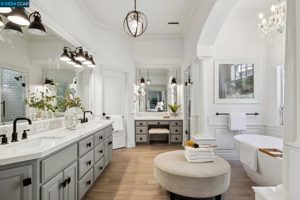 STONEGATE - Residential