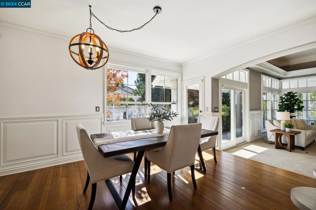 STONEGATE - Residential