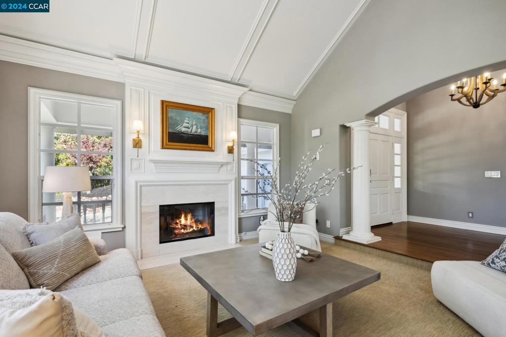 STONEGATE - Residential