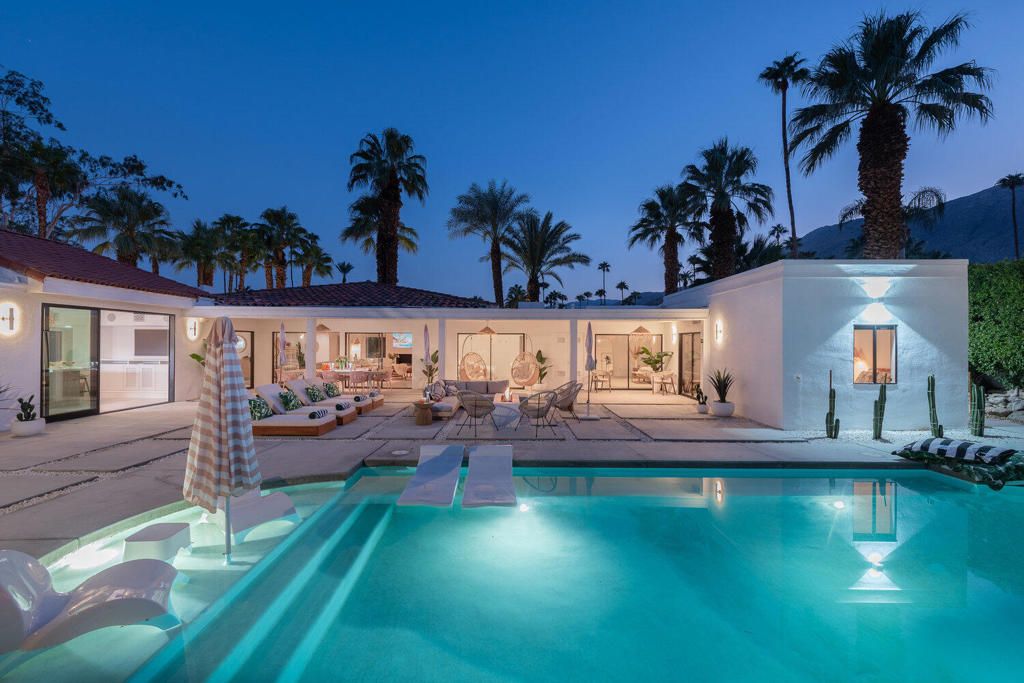 Photo of 246 W Vereda Norte, Palm Springs, CA 92262 (MLS # 219139680DA)