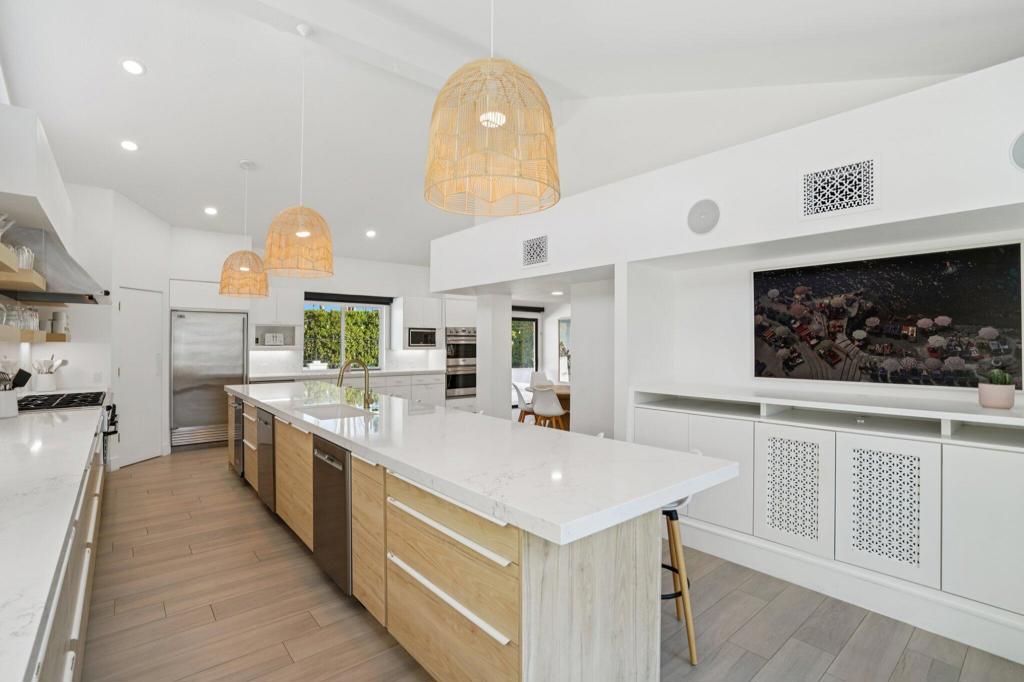 Old Las Palmas - Residential