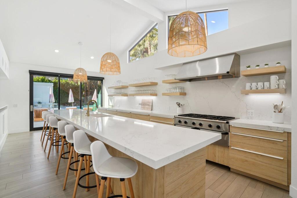 Old Las Palmas - Residential