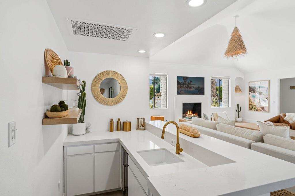 Old Las Palmas - Residential