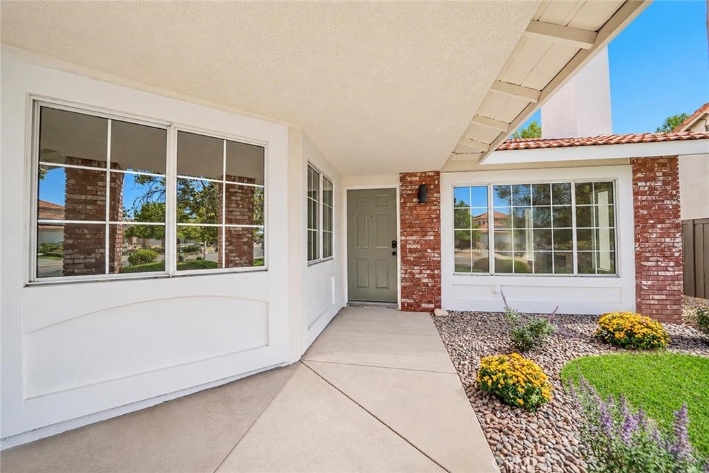 12609 Sunbird Lane