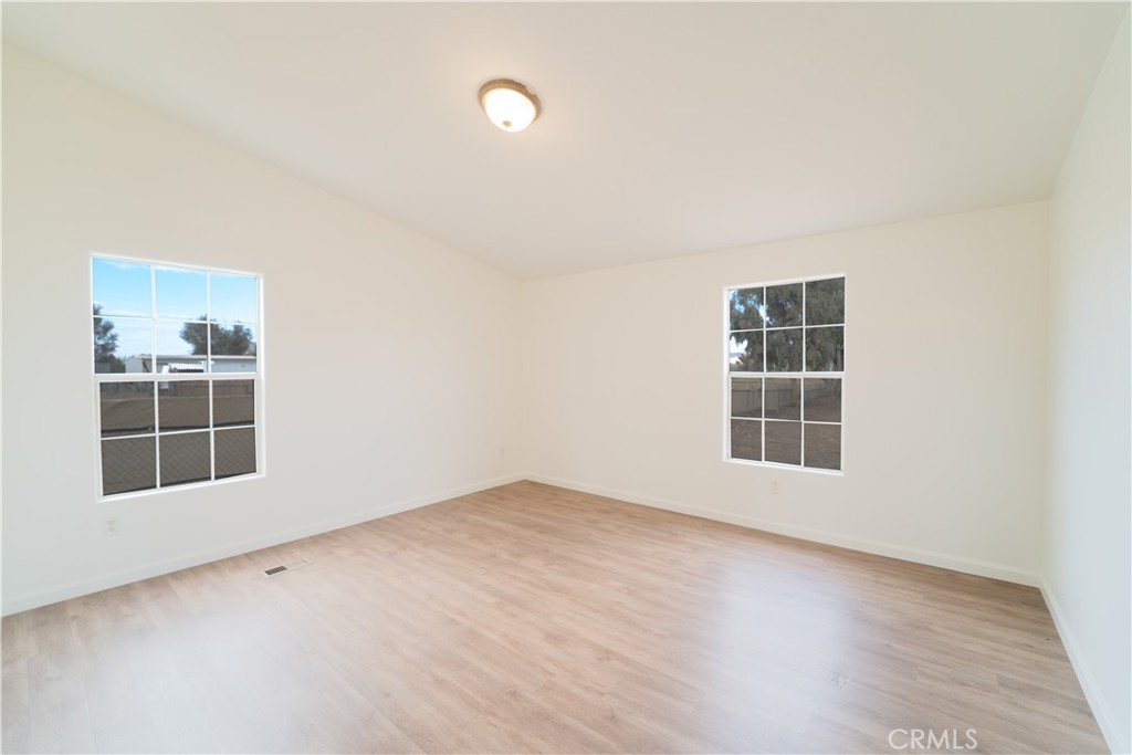 31433 Meadow Blossom