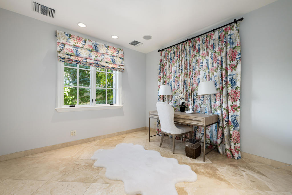 The Hideaway - Residential