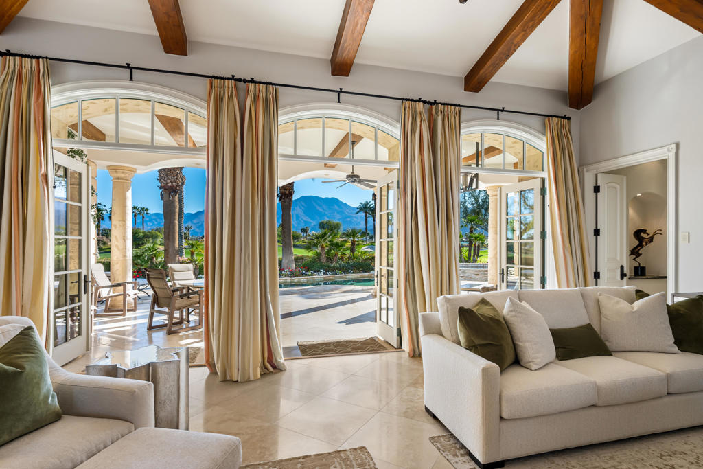 The Hideaway - Residential