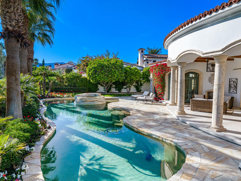 The Hideaway - Residential