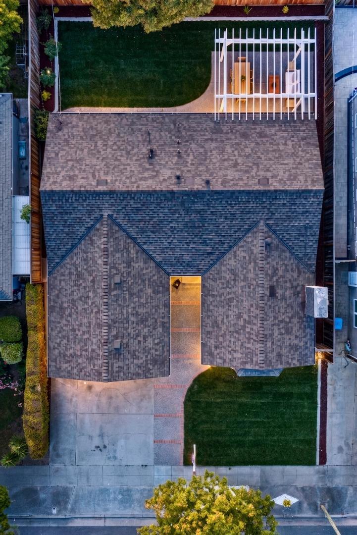 1051 Maraschino Drive
