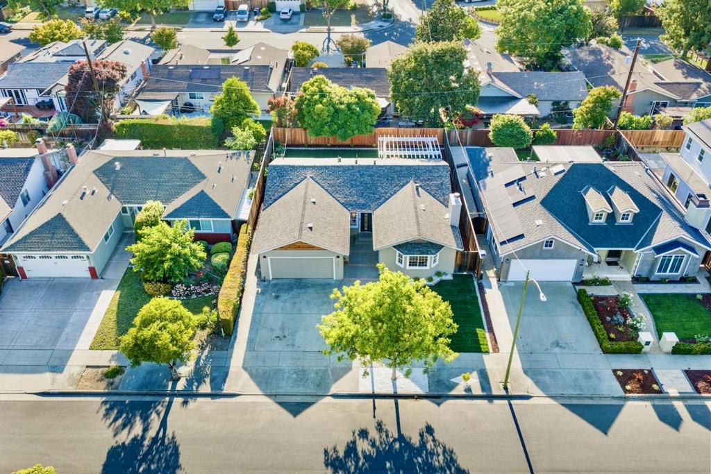 1051 Maraschino Drive