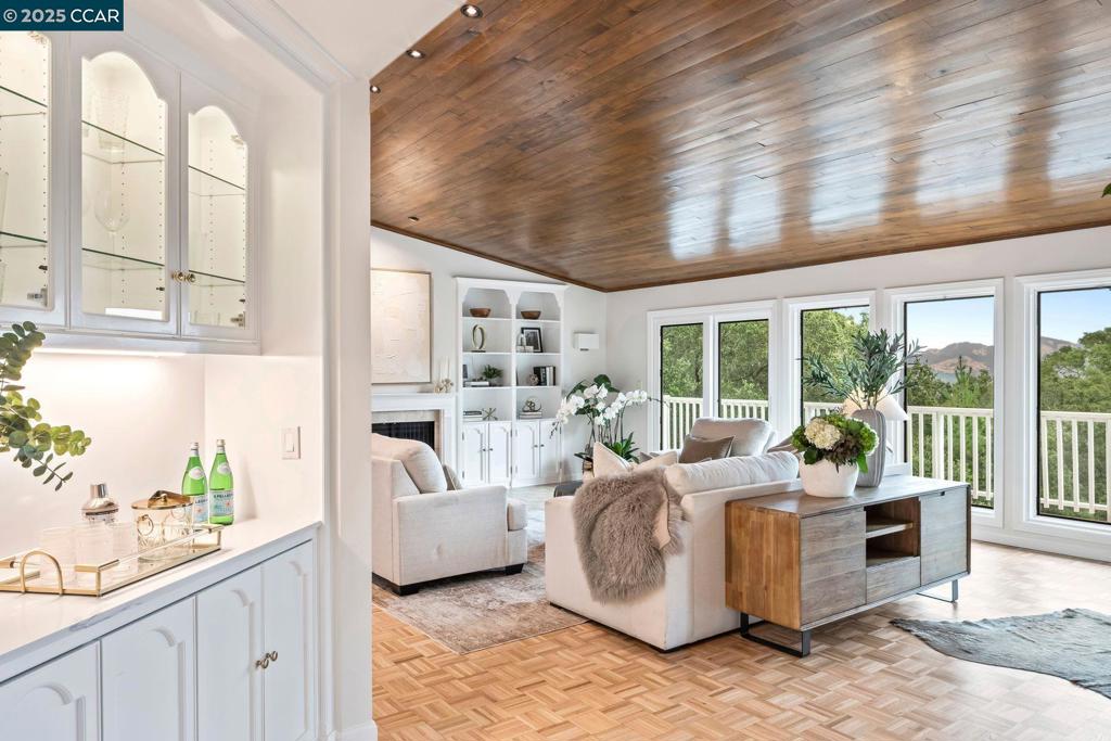 UPPER HAPPY VLY - Residential